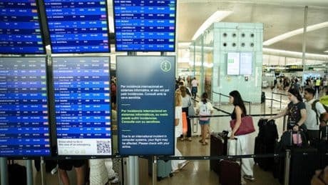 Europa estudia romper la regla de las tres horas de retraso para compensar a los pasajeros de vuelos afectados