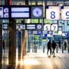 NS ziet rust op de stations, wel drukte rondom Schiphol