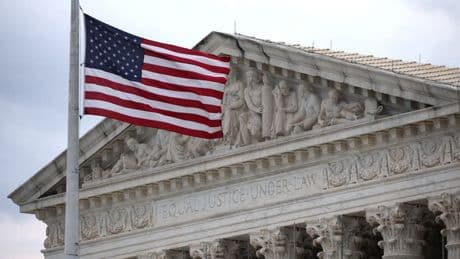États-Unis: la Cour suprême va statuer sur le cas d'un détenu aux dreadlocks coupées en prison