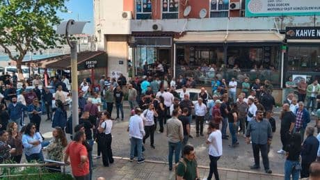 Grevdeki Çiğli Belediyesinde işçiden habersiz imza!