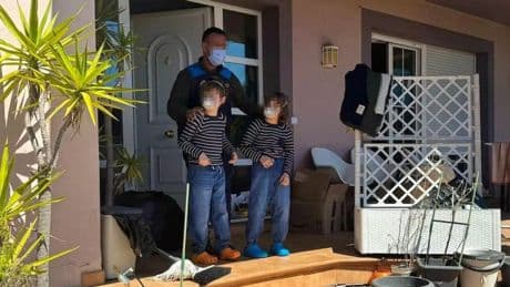 Christian, el filósofo alemán que se encerró con su mujer e hijos en Oviedo tras el COVID: "Les daba medicación con THC"