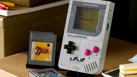 Calling all 80s and 90s babies - Lego has made a Game Boy and I need it now
