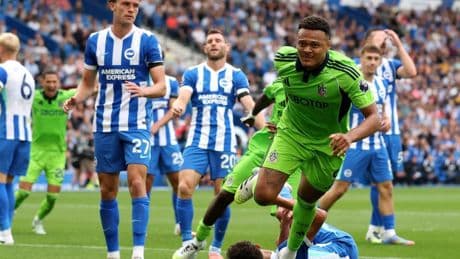 Muniz rescata un punto para el Fulham en el 96' ante el Brighton
