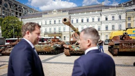 Ukraine: Klingbeil will ukrainische Truppen besser ausrüsten