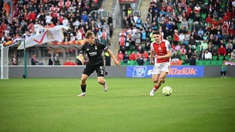 İlk yarı Svensson ikinci yarı Tayfur