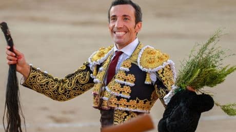El huracán David de Miranda sigue su curso: cuatro orejas y rabo en Linares