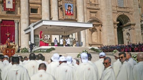 Heiligsprechung in Rom: Papst sieht in Frassati und Acutis Vorbilder