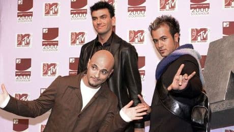 90s chart-topper unrecognisable as he takes to Eurovision stage