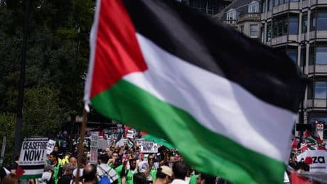Gaza crisis worsening says Starmer, as minister admits UK response not enough