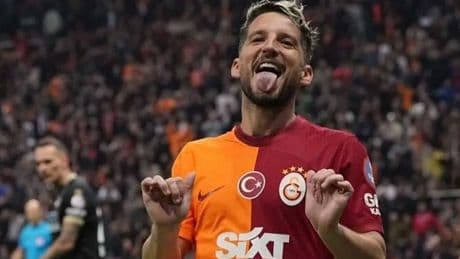Dries Mertens, 5 kupayla veda etti