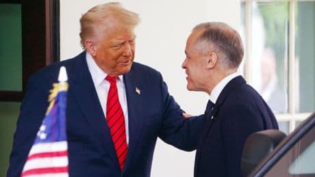 Carney advierte a Trump al llegar a la Casa Blanca de que "Canadá no está a la venta" y éste responde: "Nunca digas nunca"