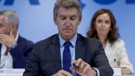 Feijóo se prepara para elecciones y promete &quot;limpiar&quot; España de Sánchez y su &quot;manada de sinvergüenzas&quot;
