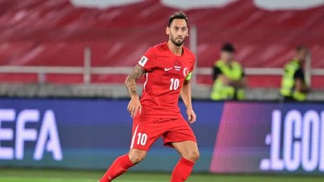 Okan Buruk, Hakan Çalhanoğlu transferinde son durumu açıkladı: 'Fedakarlık yaptı ama...'