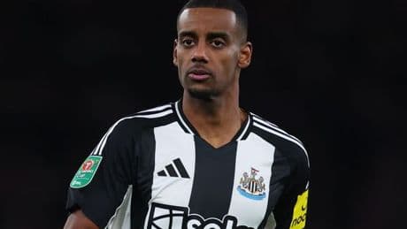 Liverpool AGREE record Alexander Isak transfer with Newcastle on deadline day