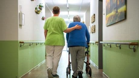 Eigenbeteiligung: In Bremen sind Pflegeheim-Zuzahlungen am höchsten