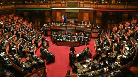 Fine vita, i relatori non presentano il testo: scontro in Commissione al Senato. E l'opposizione abbandona i lavori?
