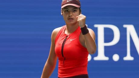 Emma Raducanu gives swift US Open win and Carlos Alcaraz’s haircut a thumbs-up