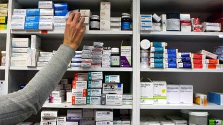 Réduction des remises sur les médicaments génériques : l’intersyndical des pharmacies appelle à la grève dès la rentrée