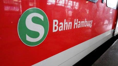 Öffentlicher Nahverkehr: Hamburger S-Bahn-Linien 5 und 3 für eine Stunde gestört