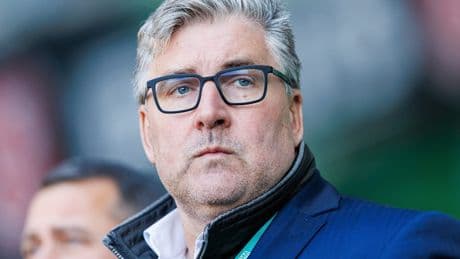 „Gefühlt vor Abstieg“ +++ „Scheiß drauf“ - Plötzlich krasse Sätze von Eintracht-Boss!