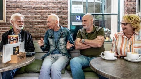 Nu Vitesse definitief zijn proflicentie verliest vragen ze zich in Arnhem af wat er naast voetbal nog meer verloren gaat. ‘Een club brengt mensen bij elkaar’