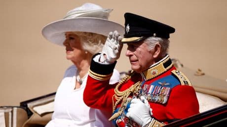 Trooping the colour: la parade d'anniversaire de Charles III rend hommage aux victimes du crash d'Air India