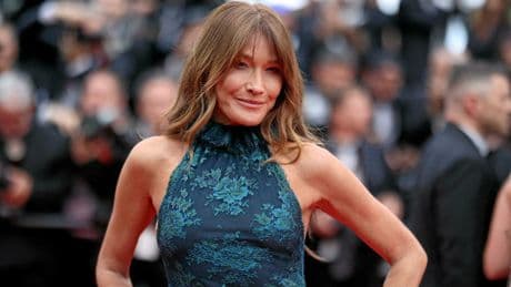 « C’est juste le chaos » : Carla Bruni amère après sa soirée catastrophe à Cannes