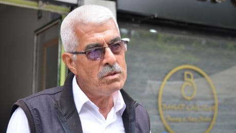 Kendisine oy atmayı unuttu, kurayla muhtar oldu