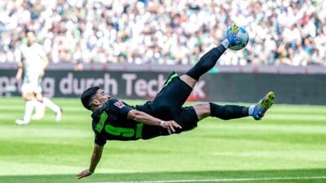 Fußball-Bundesliga: Lukas Nmecha beendet Wolfsburger Negativserie