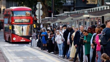 London travel disruption continues with Tube and DLR closed on second strike day