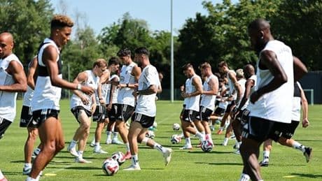 Beşiktaş'ta yeni sezon hazırlıkları devam ediyor