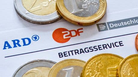 Änderung beim Rundfunkbeitrag - Vergisst man zu zahlen, droht sogar Knast