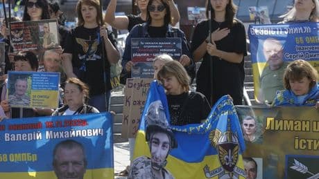 Krieg in der Ukraine: Russland und Ukraine tauschen 146 Gefangene aus