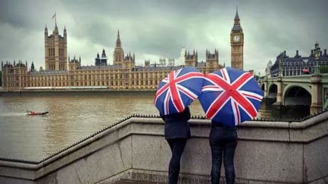 'I'm a Canadian who lives in the UK, these are the top things I don't like about living here'