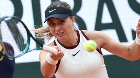 Paula Badosa remonta a Osaka y es una amenaza en Roland Garros