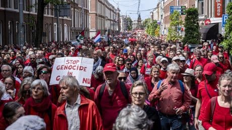 Voor velen is het de eerste keer dat ze demonstreren – de Gaza-demonstratie in Den Haag was massaal