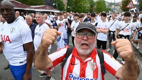 Las camisetas del Athletic se cuelan en la final de la Europa League