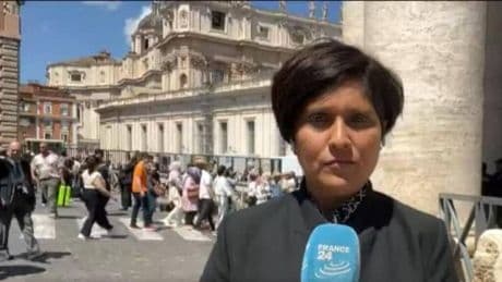 Pope Leo tells media to shun divisions, urges release of jailed reporters
