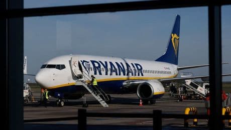 Pourquoi Ryanair vous fait désormais payer 100 euros de plus si vous arrivez à la dernière minute à l'aéroport