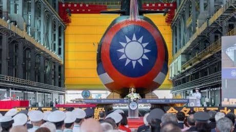 "Perdite nei tubi per l'Hai Kun". Allarme per il sottomarino anti-Cina