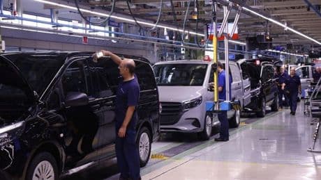 Mercedes Vitoria comienza a producir los primeros prototipos de la furgoneta eléctrica