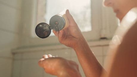 Is sunscreen giving you body breakouts? These are the best salicylic acid cleansers to smooth skin