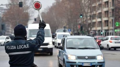 Diesel Euro 5 salvati: lo stop slitta di un anno. E la Ue frena su multe e ossessioni "green"