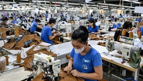 Droits de douane : le Vietnam finalement frappé par une surtaxe américaine de 20%