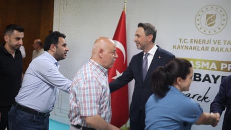 Bakan Bayraktar: Herkes Gabar'ı yakından takip ediyor