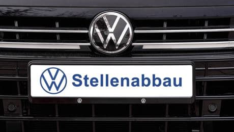 VW beschleunigt Stellenabbau: 20.000 Mitarbeiter verzichten jetzt auf ihren Job