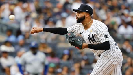 Devin Williams avoids latest disaster by shutting down ‘heart’ of Blue Jays order in huge Yankees spot