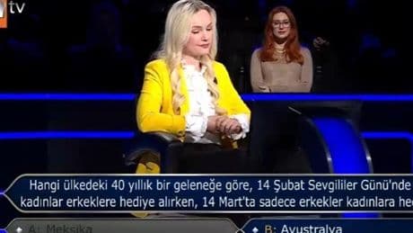 Japonya'da ilginç Sevgililerin günü geleneği: 14 Şubat'ta kadınlar erkeğe hediye alıyor! 14 Mart'ta erkekler kadınlara hediye alıyor!