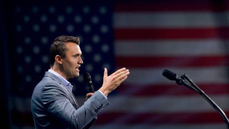 El activista conservador Charlie Kirk es disparado en mitad de un evento en Utah