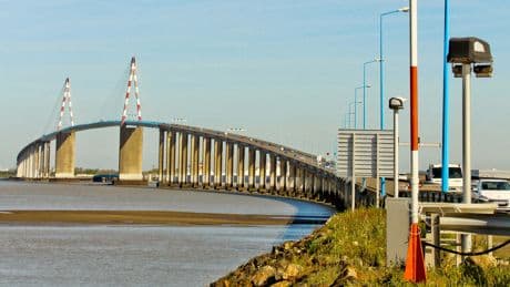 «Un ouvrage essentiel» : le pont de Saint-Nazaire souffle ses 50 bougies avant de se refaire une beauté